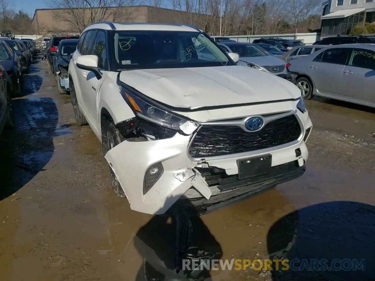 9 Photograph of a damaged car 5TDGBRCH8MS052560 TOYOTA HIGHLANDER 2021