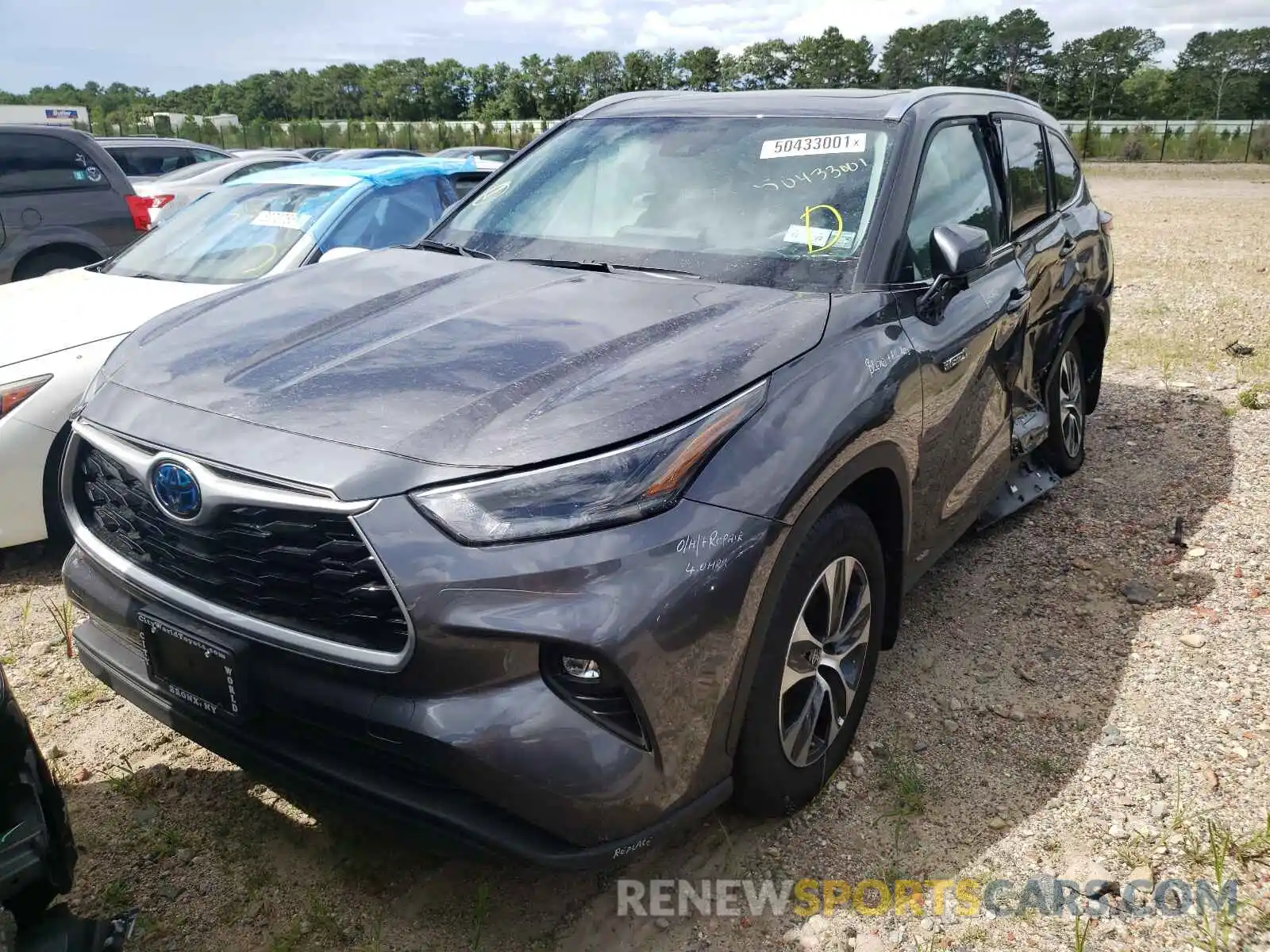 2 Photograph of a damaged car 5TDGBRCH9MS035797 TOYOTA HIGHLANDER 2021