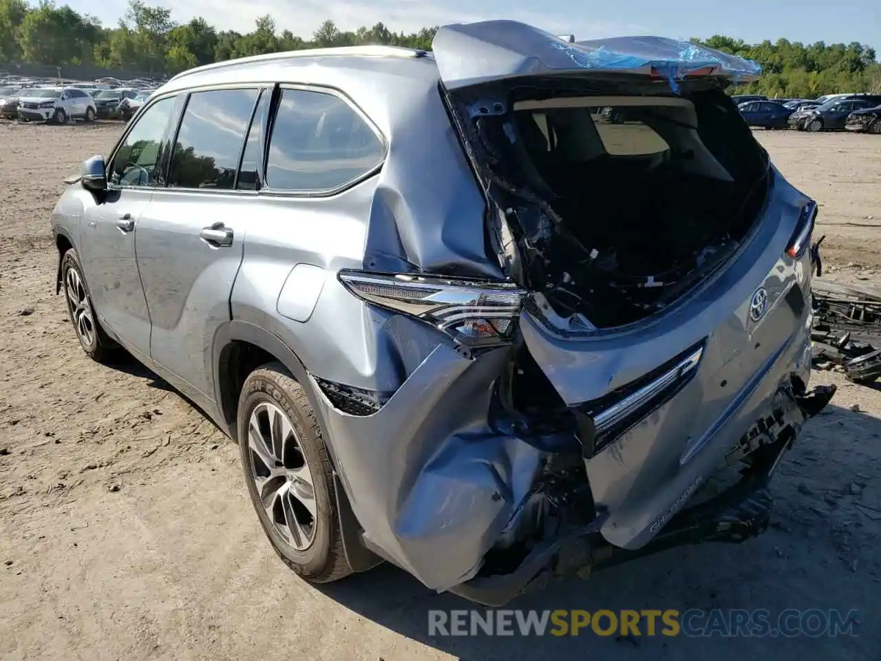 3 Photograph of a damaged car 5TDGBRCH9MS046685 TOYOTA HIGHLANDER 2021