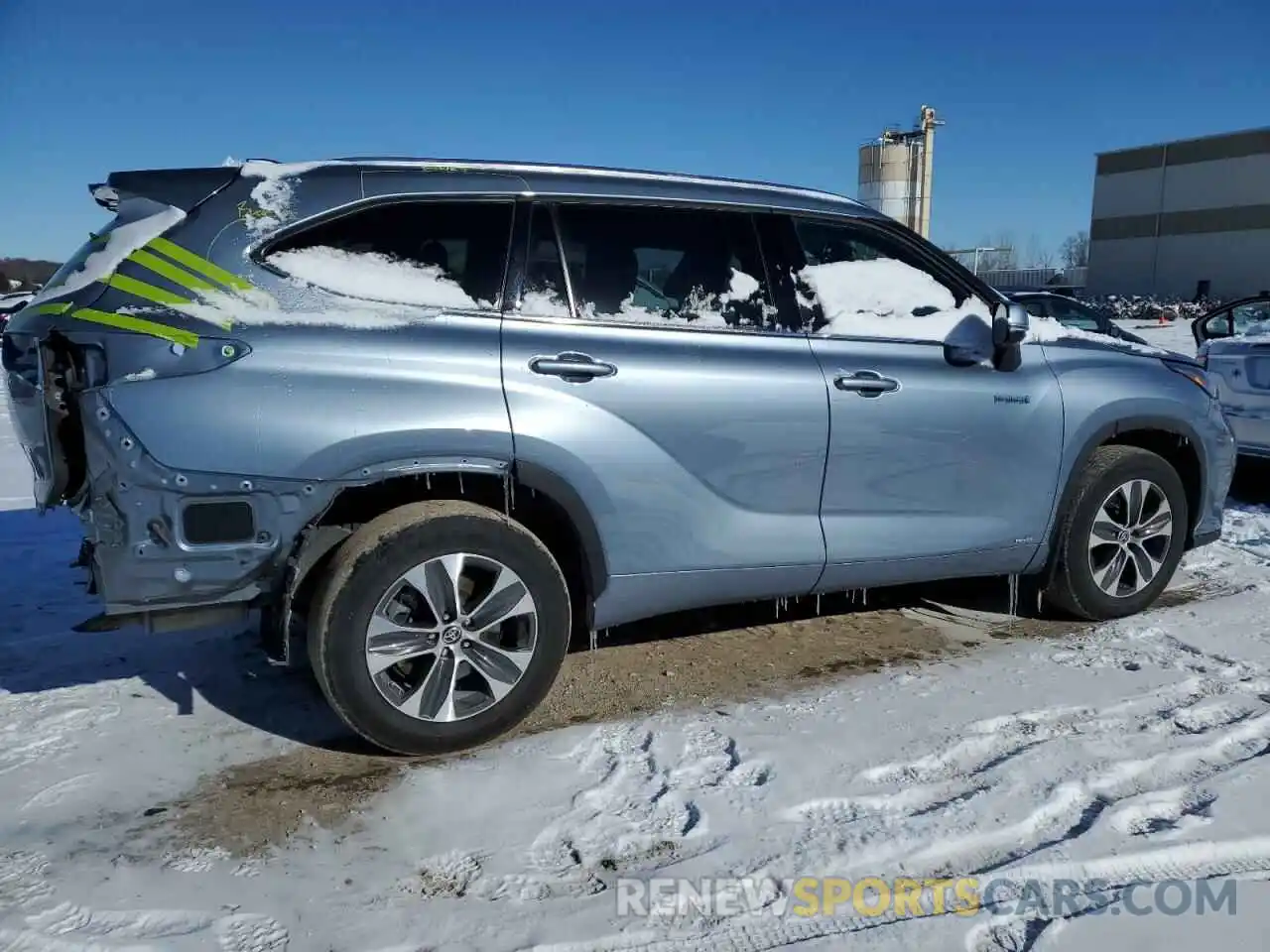 3 Photograph of a damaged car 5TDGBRCH9MS066614 TOYOTA HIGHLANDER 2021