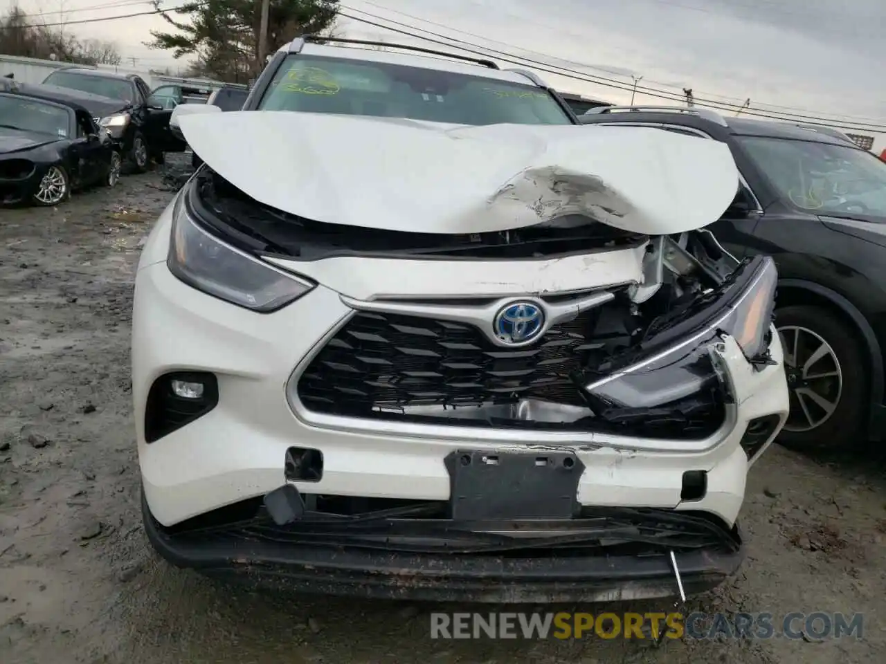 7 Photograph of a damaged car 5TDGBRCH9MS526905 TOYOTA HIGHLANDER 2021