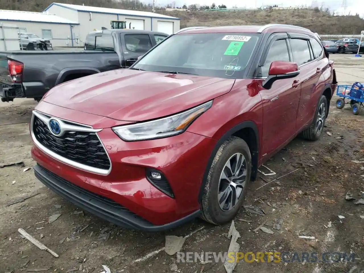 2 Photograph of a damaged car 5TDGBRCH9MS528105 TOYOTA HIGHLANDER 2021