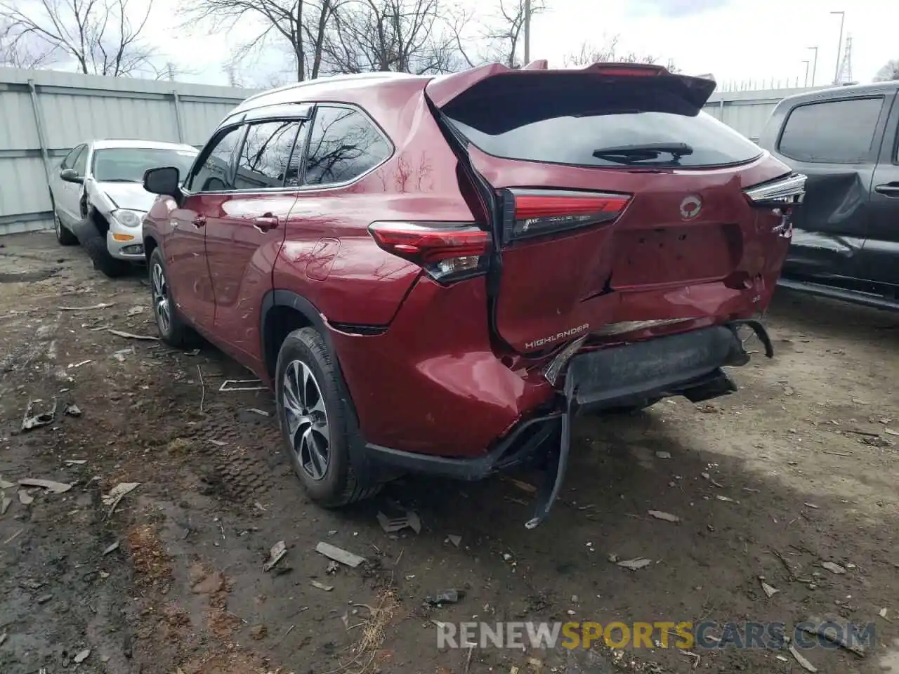 3 Photograph of a damaged car 5TDGBRCH9MS528105 TOYOTA HIGHLANDER 2021