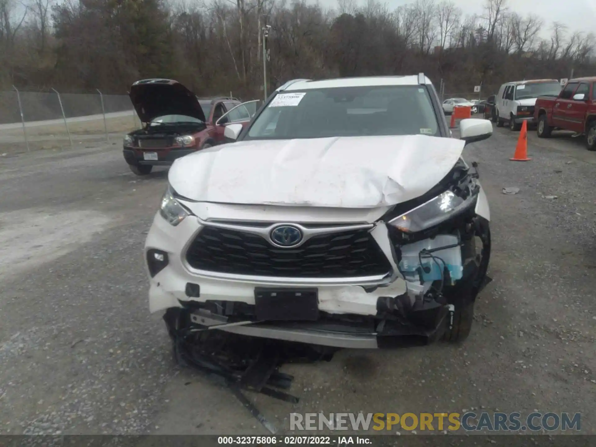 6 Photograph of a damaged car 5TDGBRCH9MS532395 TOYOTA HIGHLANDER 2021