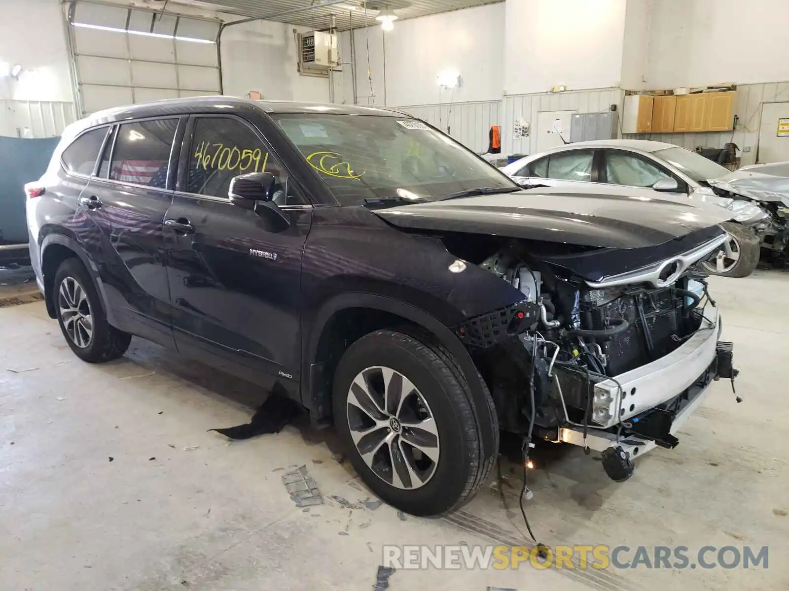 1 Photograph of a damaged car 5TDGBRCHXMS026185 TOYOTA HIGHLANDER 2021