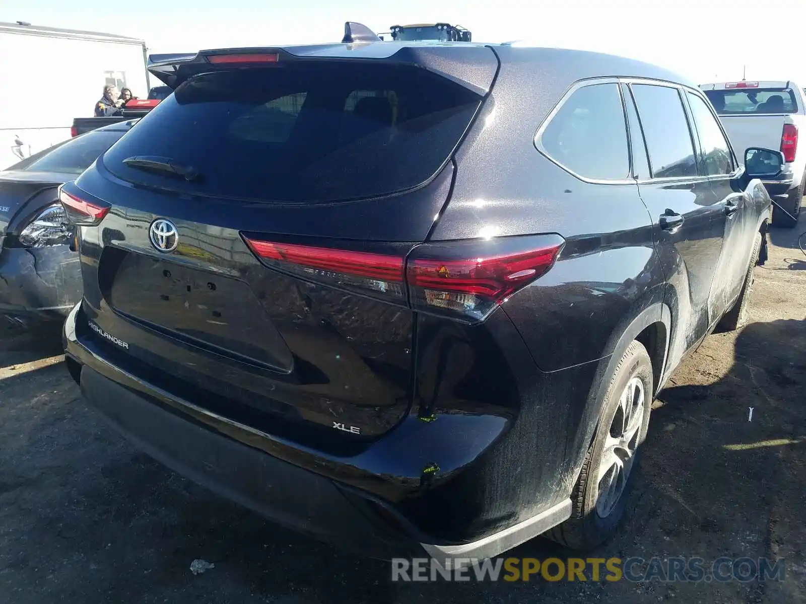 4 Photograph of a damaged car 5TDGZRAH0MS041132 TOYOTA HIGHLANDER 2021