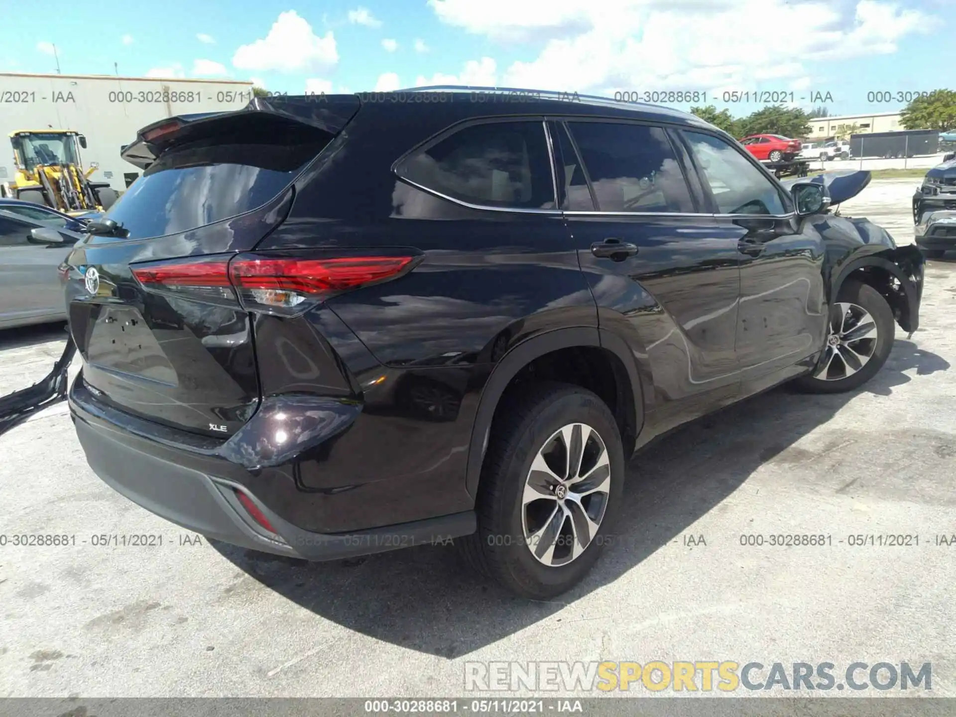 4 Photograph of a damaged car 5TDGZRAH0MS051515 TOYOTA HIGHLANDER 2021