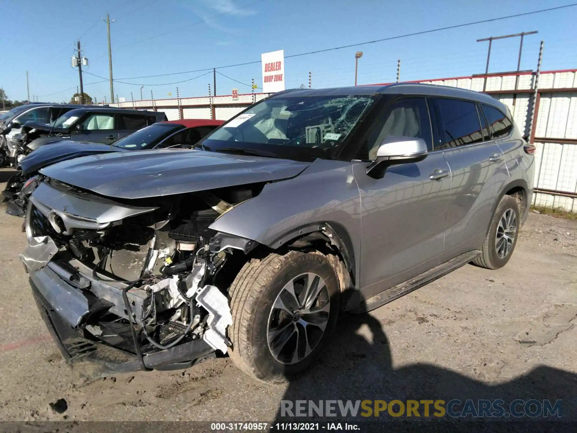 2 Photograph of a damaged car 5TDGZRAH0MS058755 TOYOTA HIGHLANDER 2021