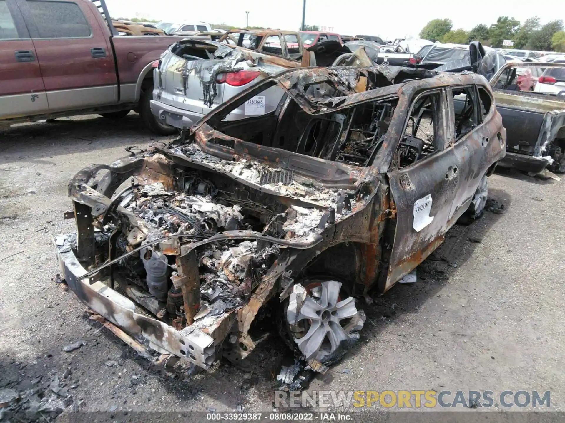 2 Photograph of a damaged car 5TDGZRAH0MS058870 TOYOTA HIGHLANDER 2021