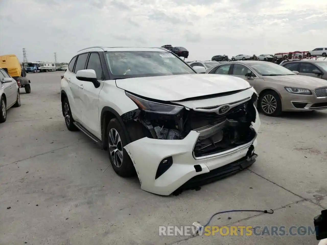 1 Photograph of a damaged car 5TDGZRAH0MS526354 TOYOTA HIGHLANDER 2021