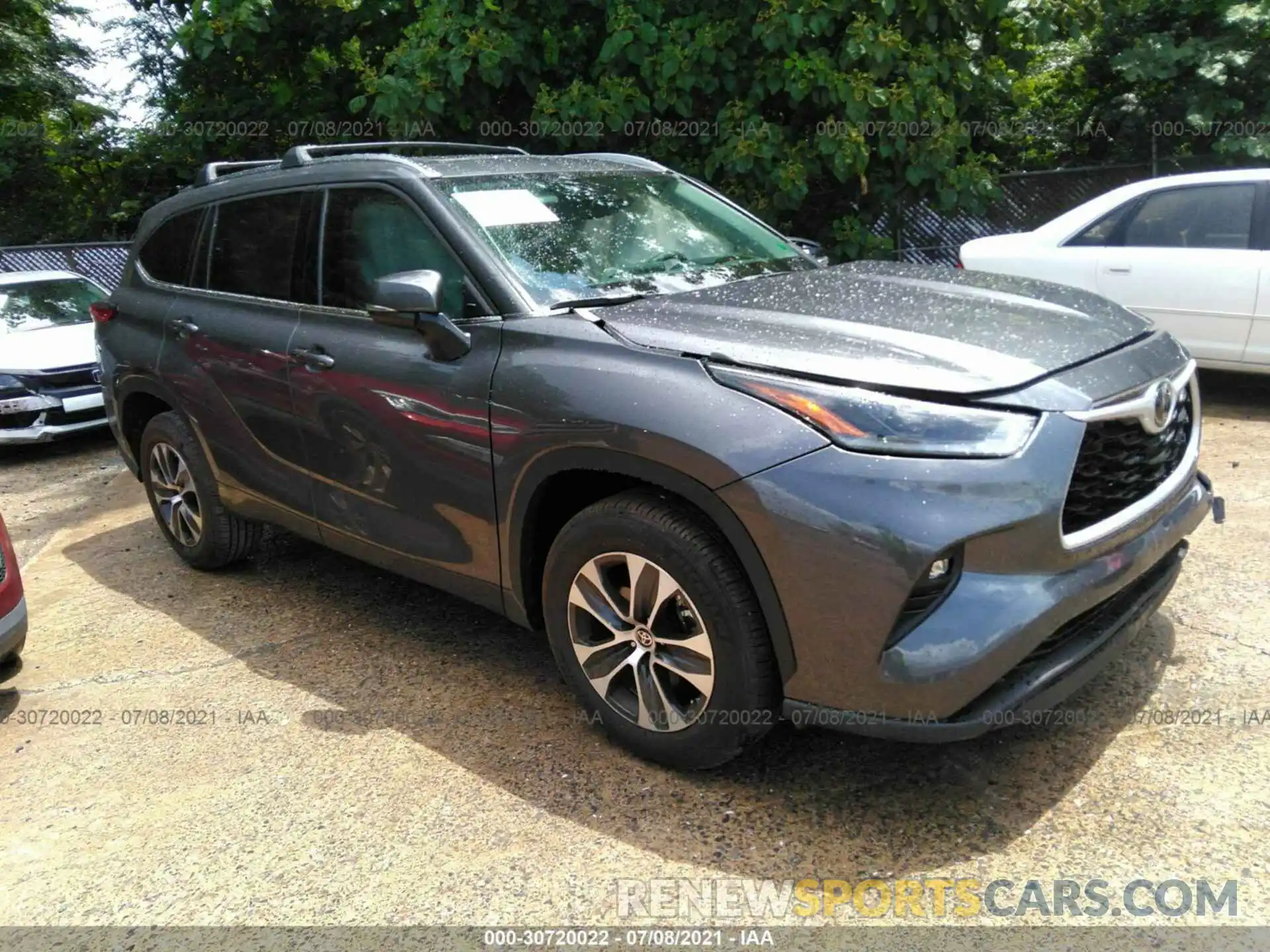 1 Photograph of a damaged car 5TDGZRAH0MS528363 TOYOTA HIGHLANDER 2021