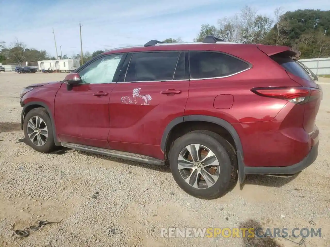 2 Photograph of a damaged car 5TDGZRAH0MS531487 TOYOTA HIGHLANDER 2021