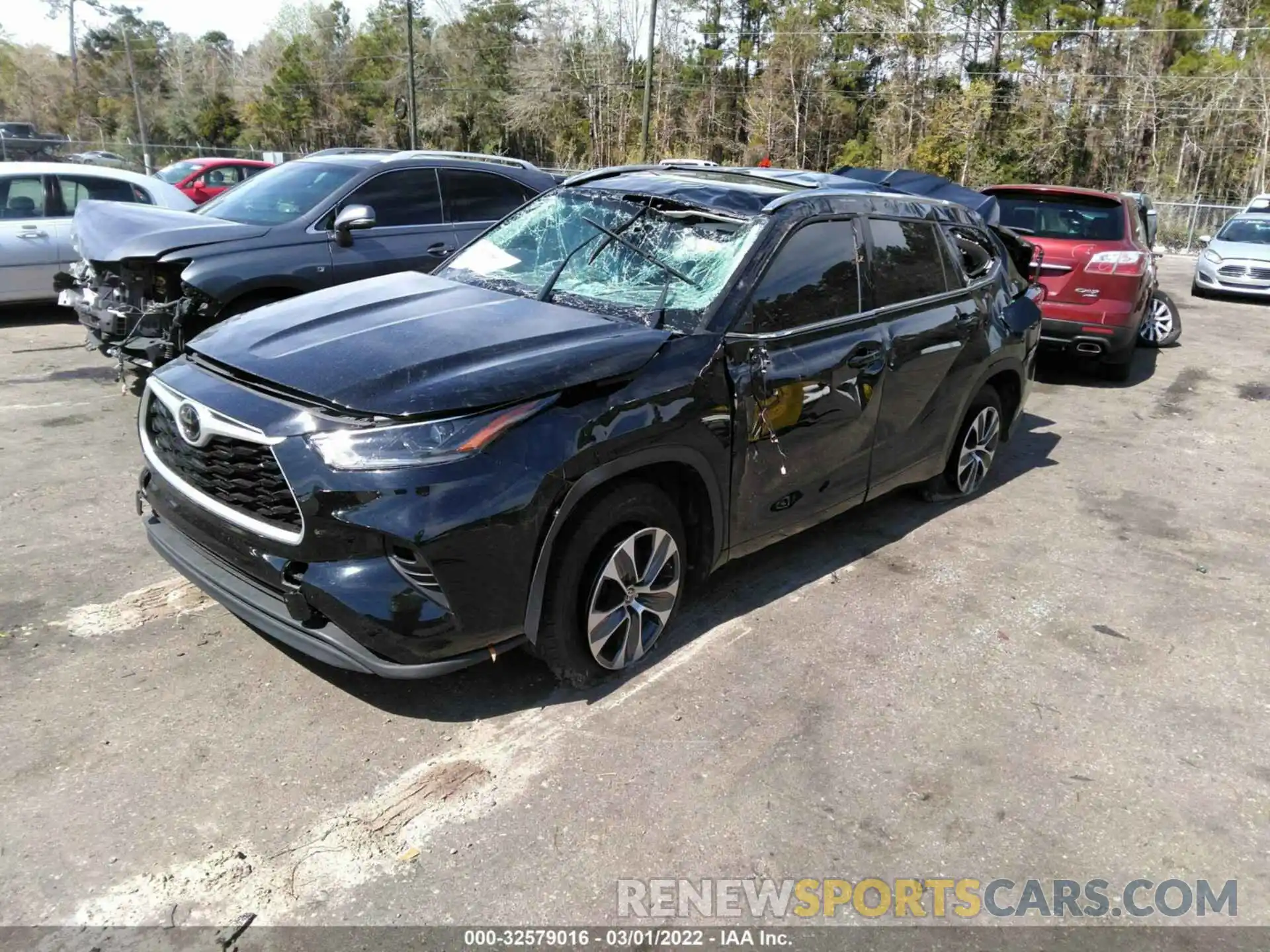 2 Photograph of a damaged car 5TDGZRAH1MS516626 TOYOTA HIGHLANDER 2021