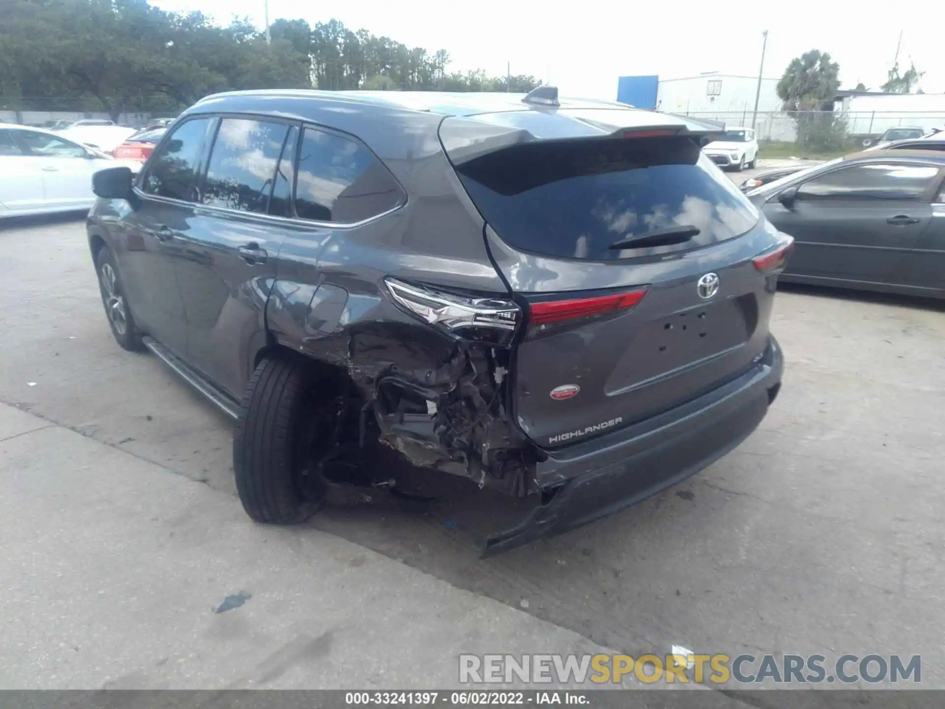 3 Photograph of a damaged car 5TDGZRAH1MS532423 TOYOTA HIGHLANDER 2021