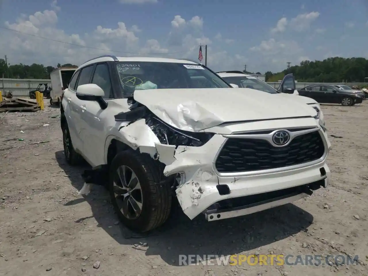 1 Photograph of a damaged car 5TDGZRAH2MS049913 TOYOTA HIGHLANDER 2021