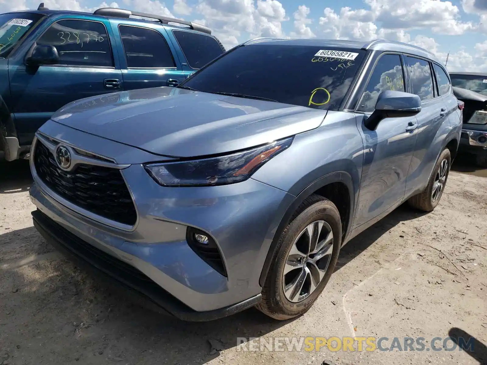 2 Photograph of a damaged car 5TDGZRAH2MS050625 TOYOTA HIGHLANDER 2021