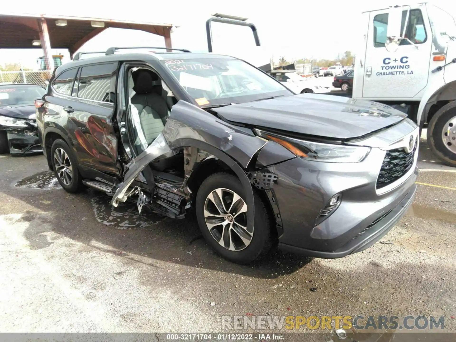 1 Photograph of a damaged car 5TDGZRAH2MS076139 TOYOTA HIGHLANDER 2021