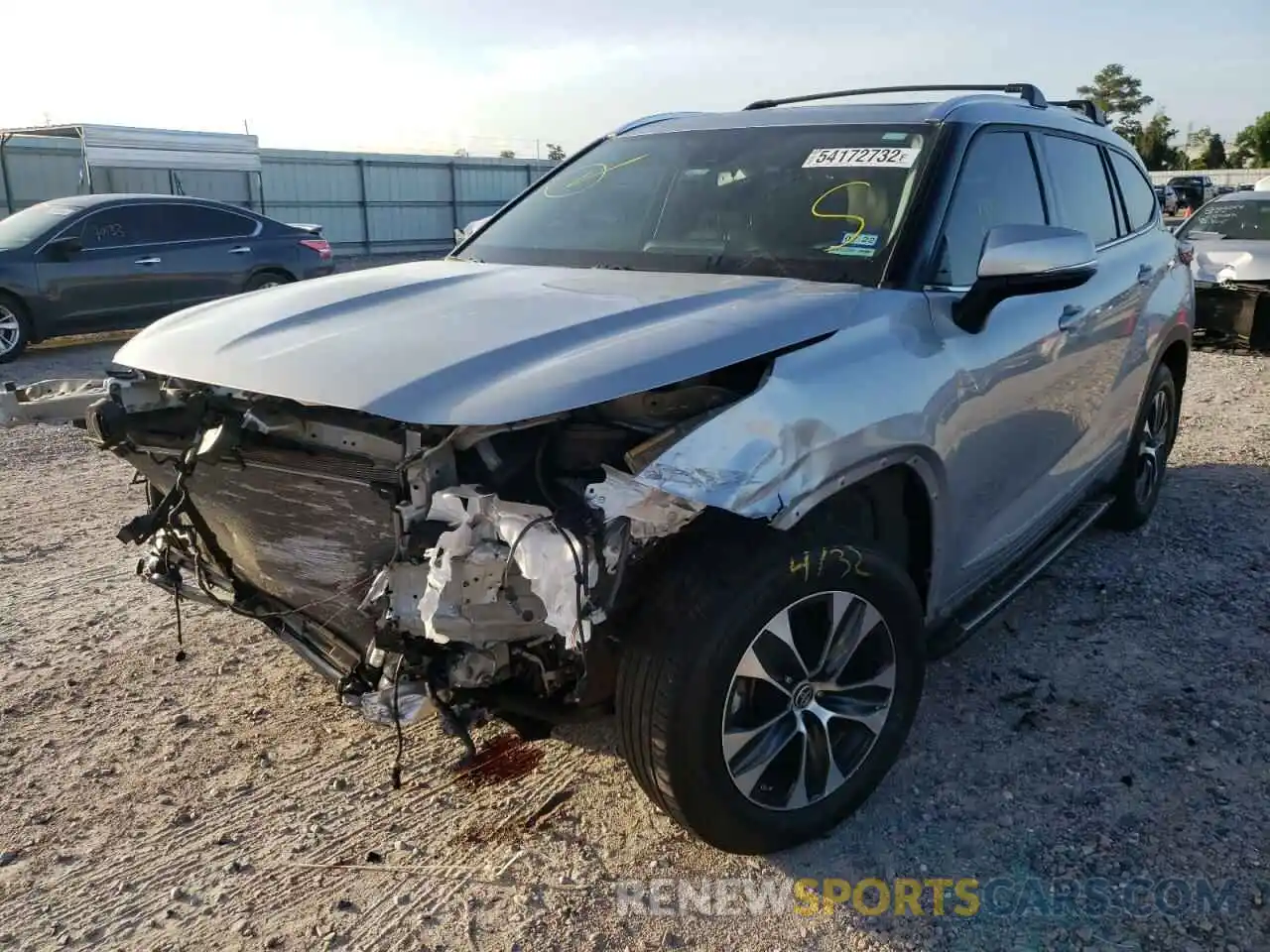 2 Photograph of a damaged car 5TDGZRAH2MS527358 TOYOTA HIGHLANDER 2021