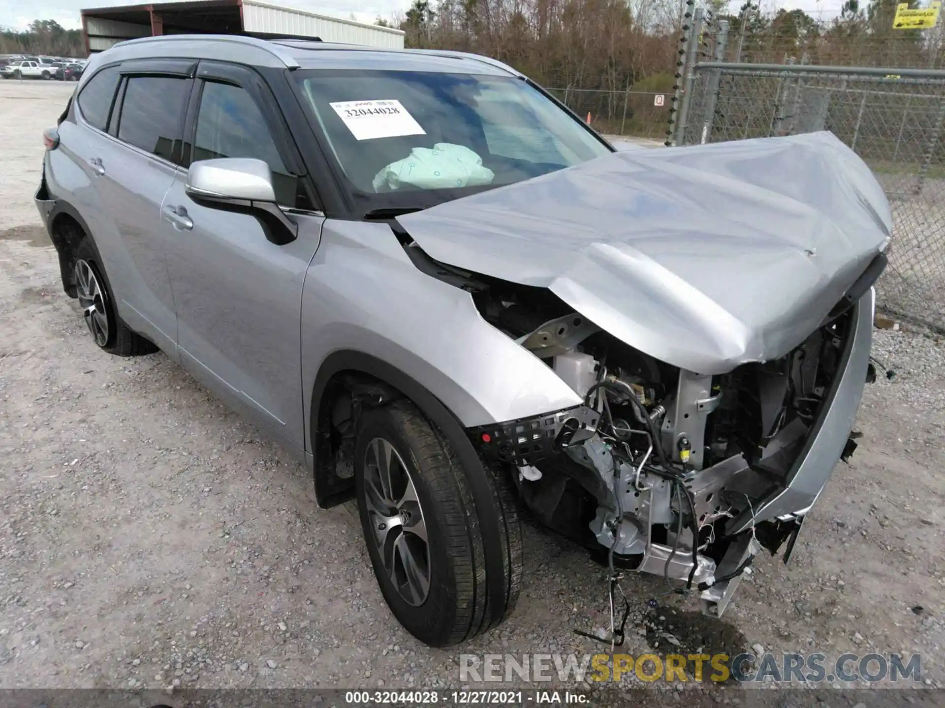 1 Photograph of a damaged car 5TDGZRAH2MS529479 TOYOTA HIGHLANDER 2021