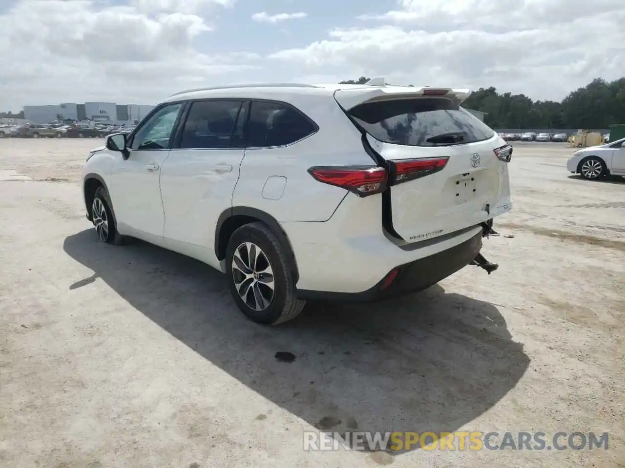 3 Photograph of a damaged car 5TDGZRAH2MS534004 TOYOTA HIGHLANDER 2021