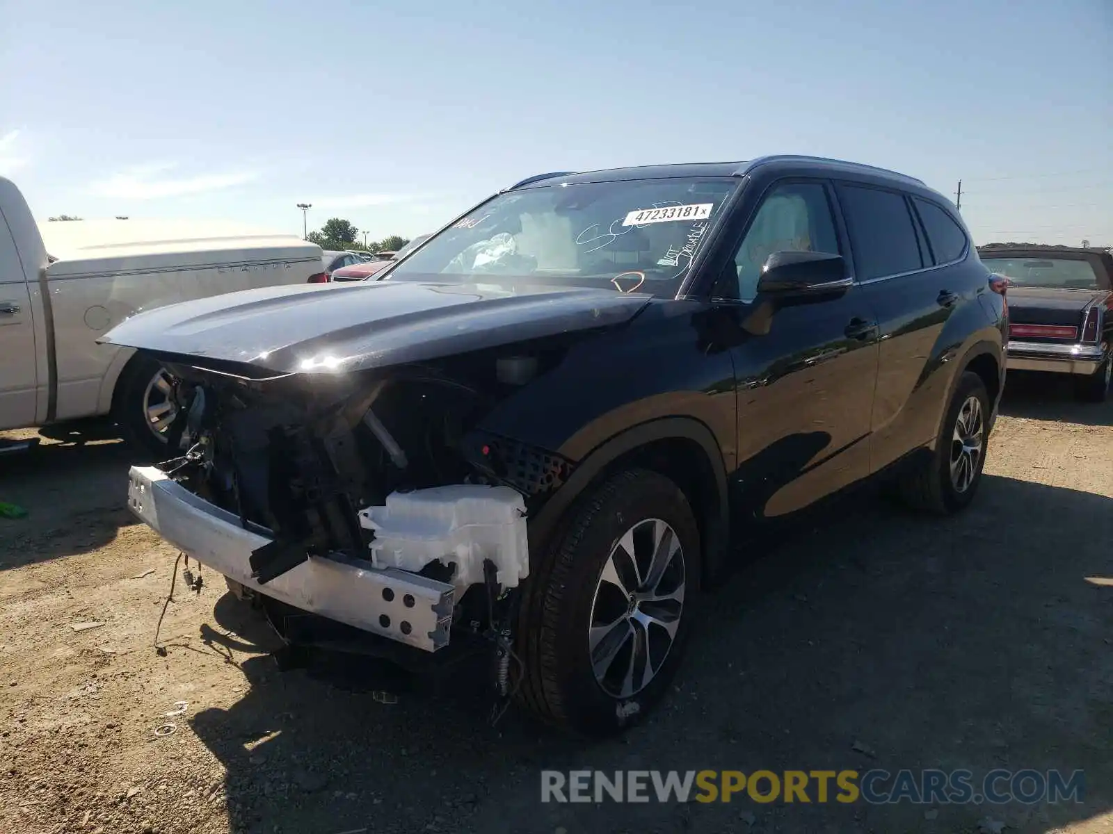 2 Photograph of a damaged car 5TDGZRAH3MS037740 TOYOTA HIGHLANDER 2021