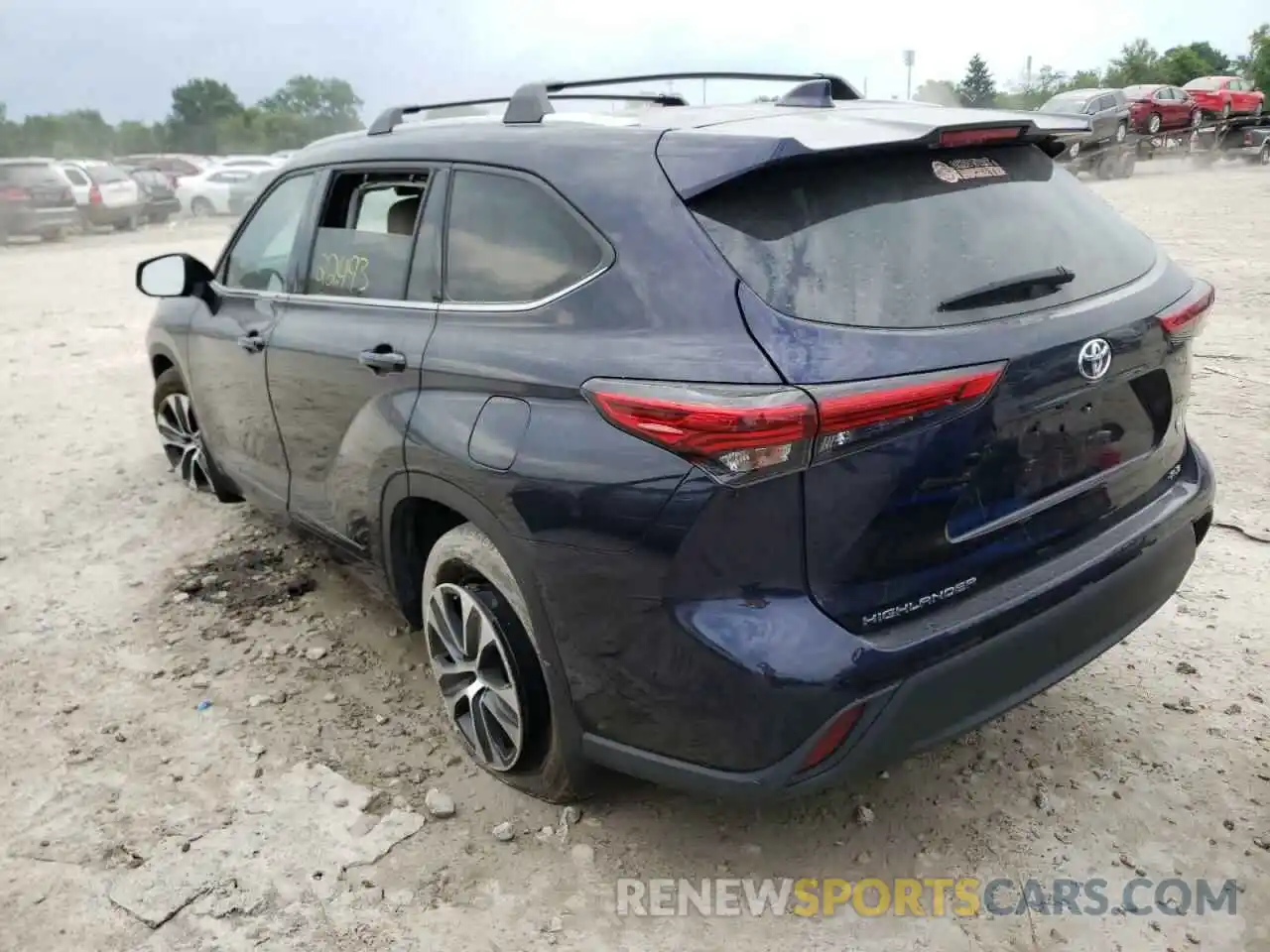 3 Photograph of a damaged car 5TDGZRAH3MS041173 TOYOTA HIGHLANDER 2021