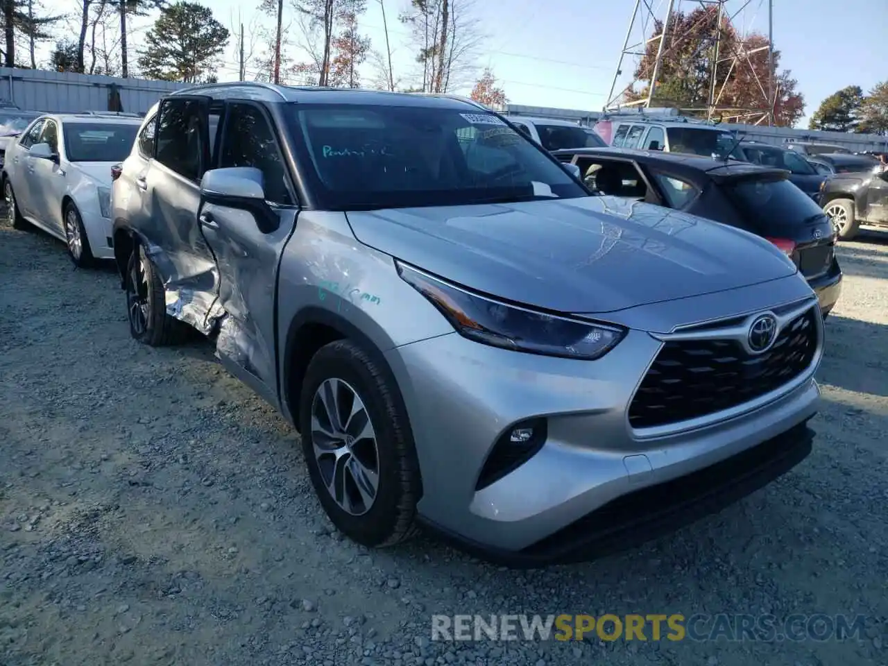 1 Photograph of a damaged car 5TDGZRAH3MS050312 TOYOTA HIGHLANDER 2021