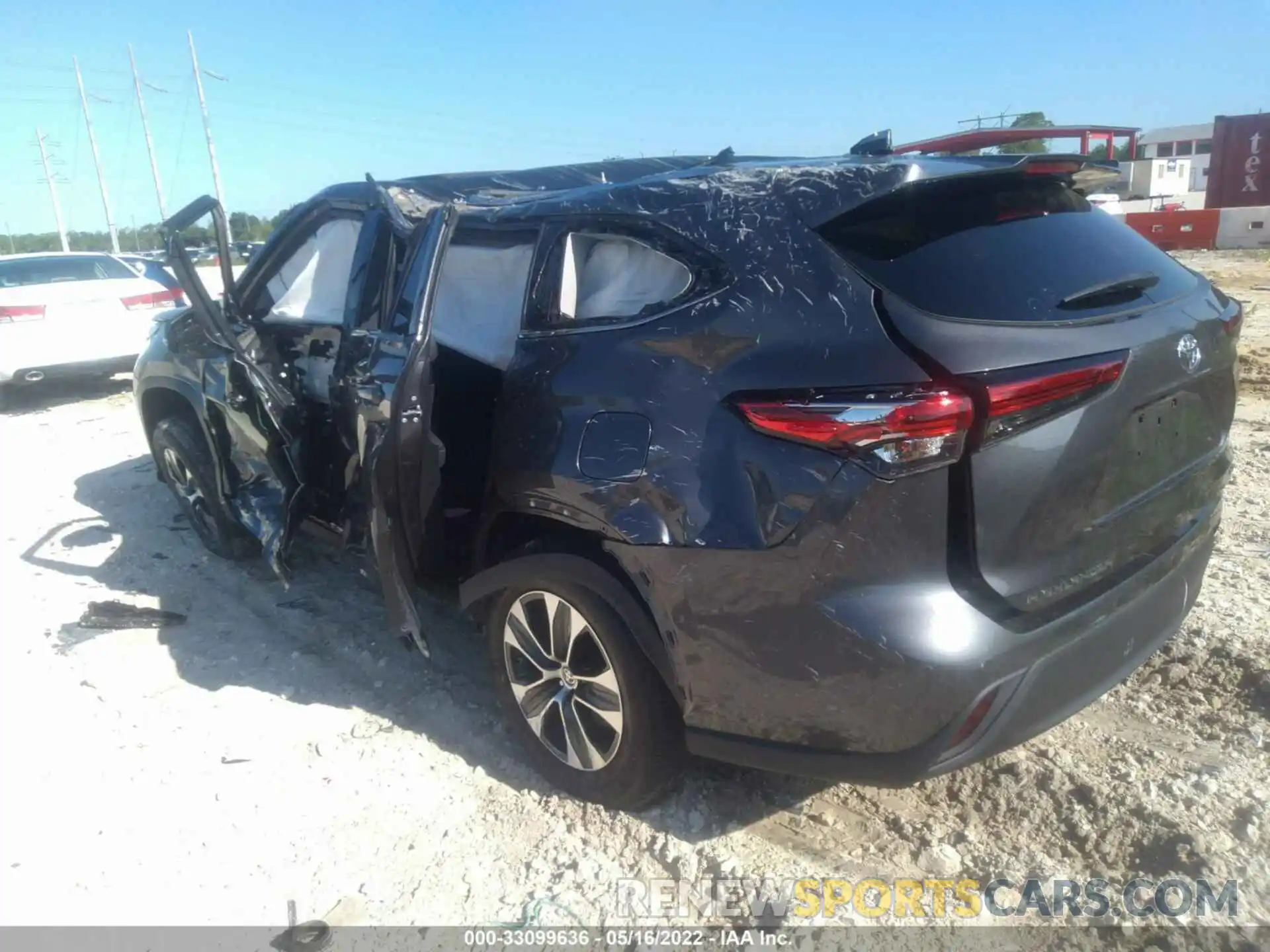 3 Photograph of a damaged car 5TDGZRAH3MS056899 TOYOTA HIGHLANDER 2021