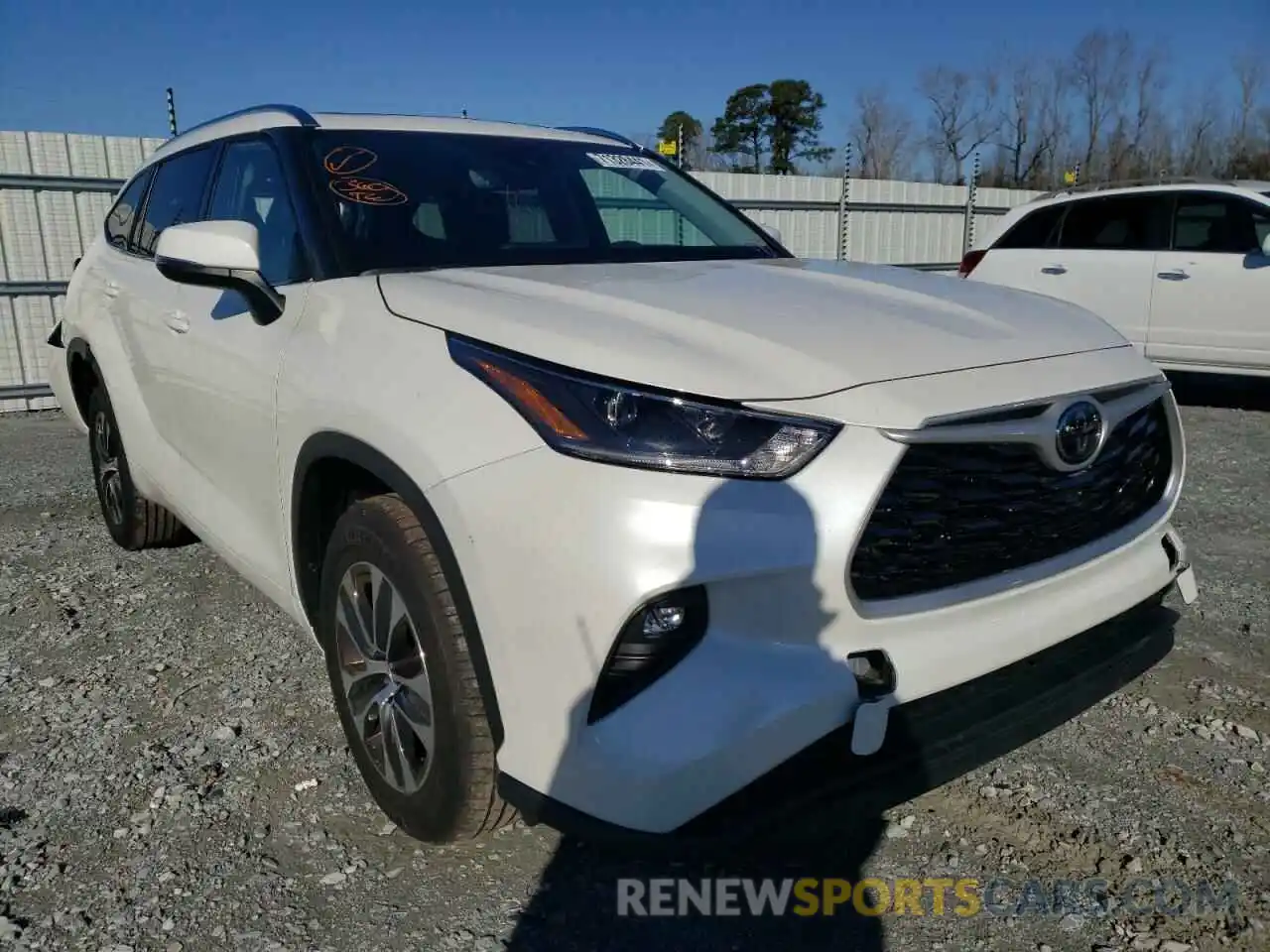 1 Photograph of a damaged car 5TDGZRAH3MS057261 TOYOTA HIGHLANDER 2021