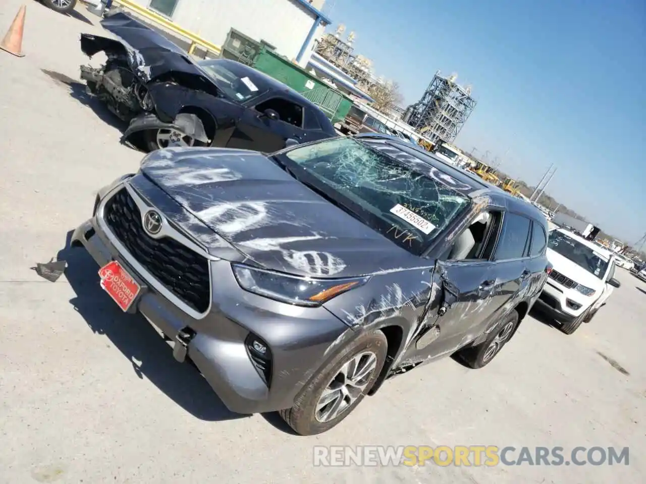 9 Photograph of a damaged car 5TDGZRAH3MS083942 TOYOTA HIGHLANDER 2021