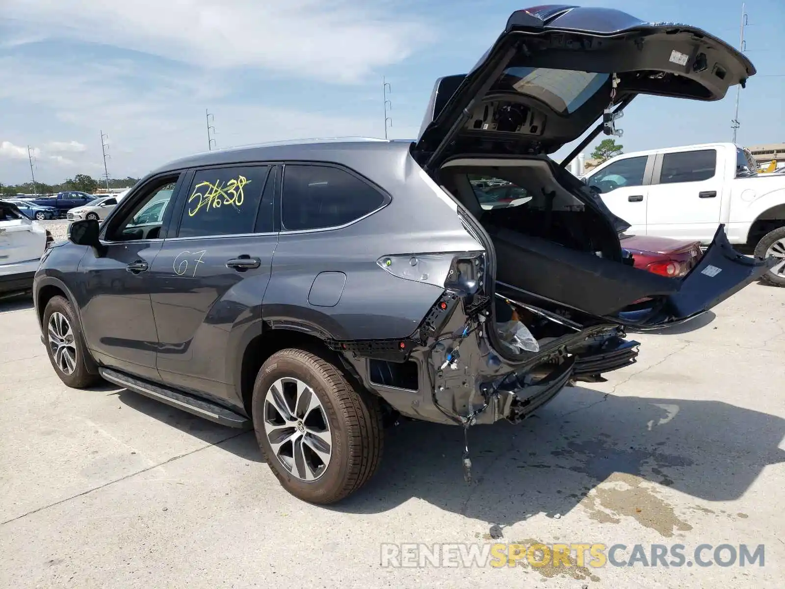 3 Photograph of a damaged car 5TDGZRAH3MS529667 TOYOTA HIGHLANDER 2021