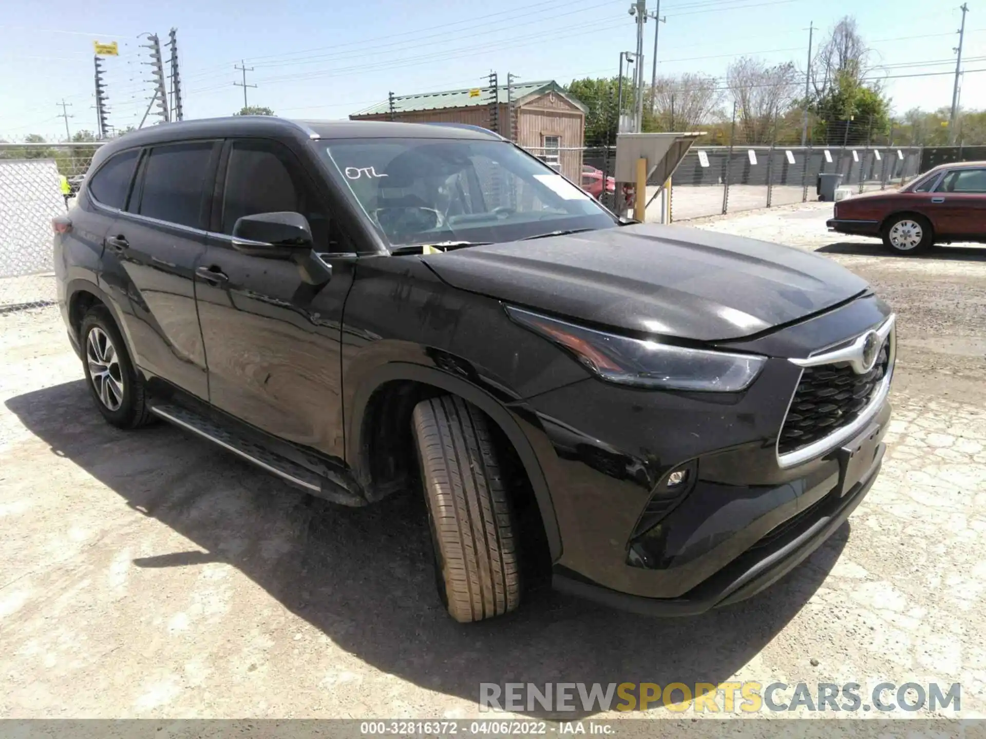 1 Photograph of a damaged car 5TDGZRAH3MS530947 TOYOTA HIGHLANDER 2021