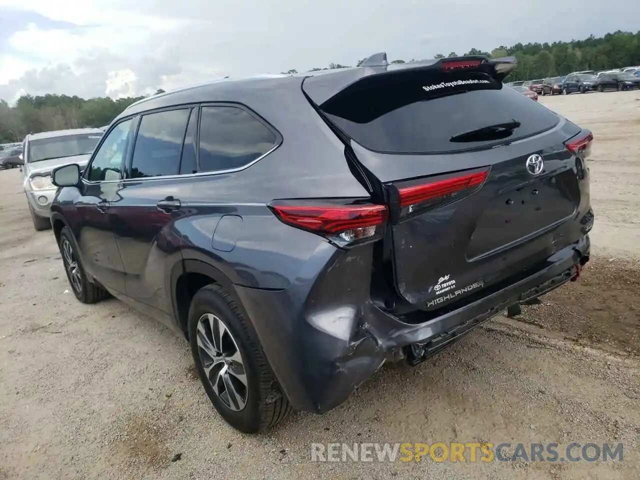 3 Photograph of a damaged car 5TDGZRAH4MS039545 TOYOTA HIGHLANDER 2021