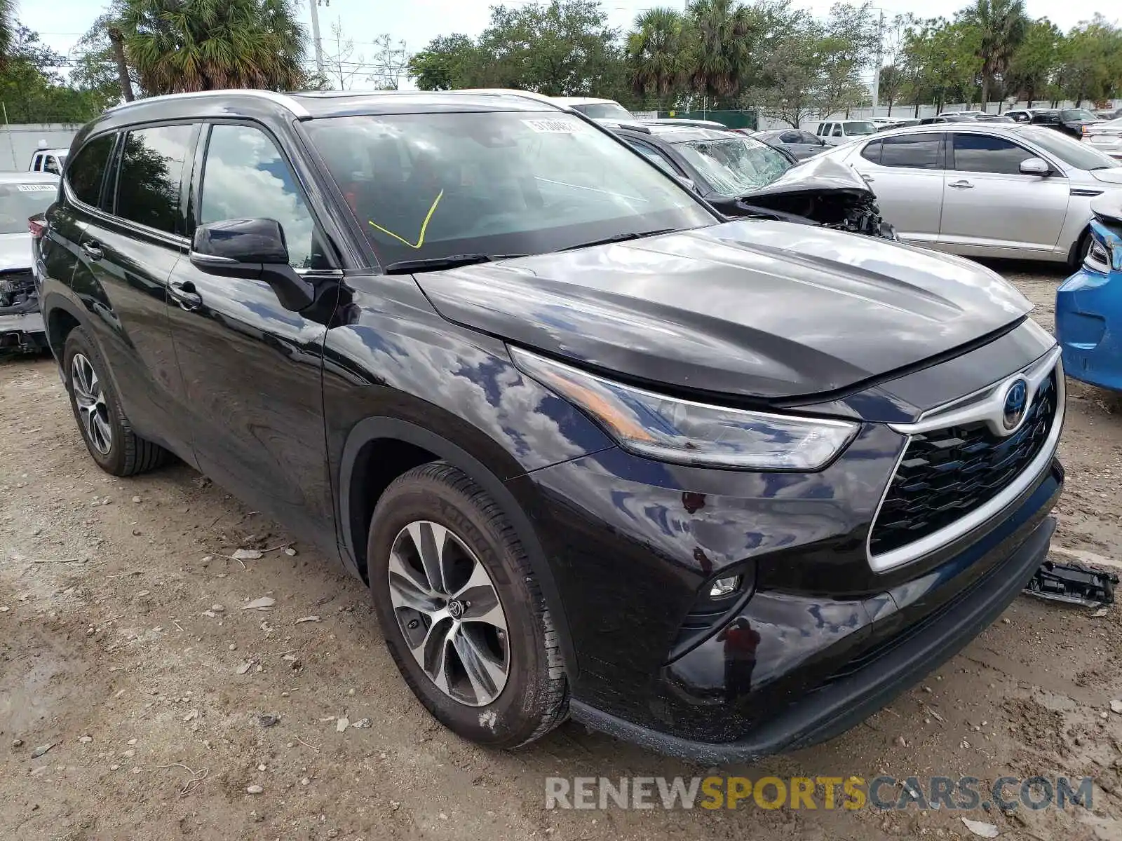 1 Photograph of a damaged car 5TDGZRAH4MS061321 TOYOTA HIGHLANDER 2021