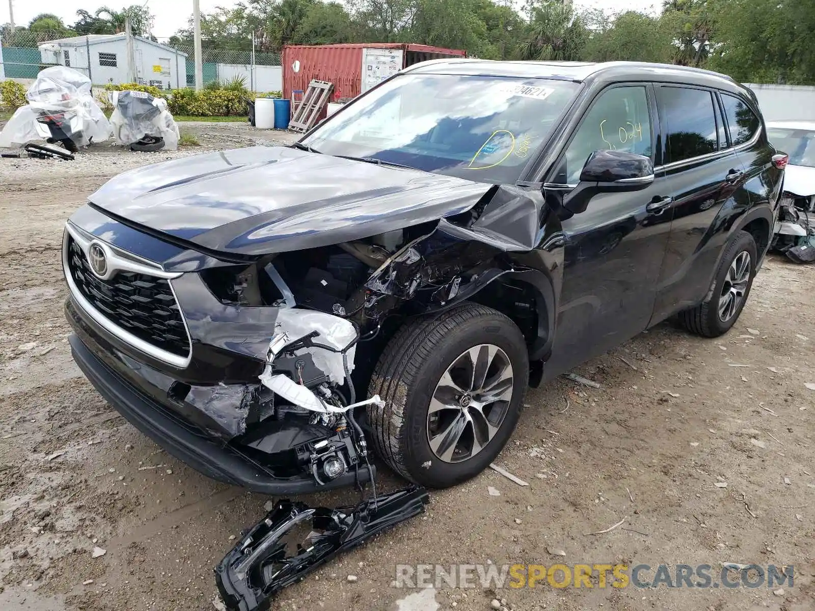 2 Photograph of a damaged car 5TDGZRAH4MS061321 TOYOTA HIGHLANDER 2021