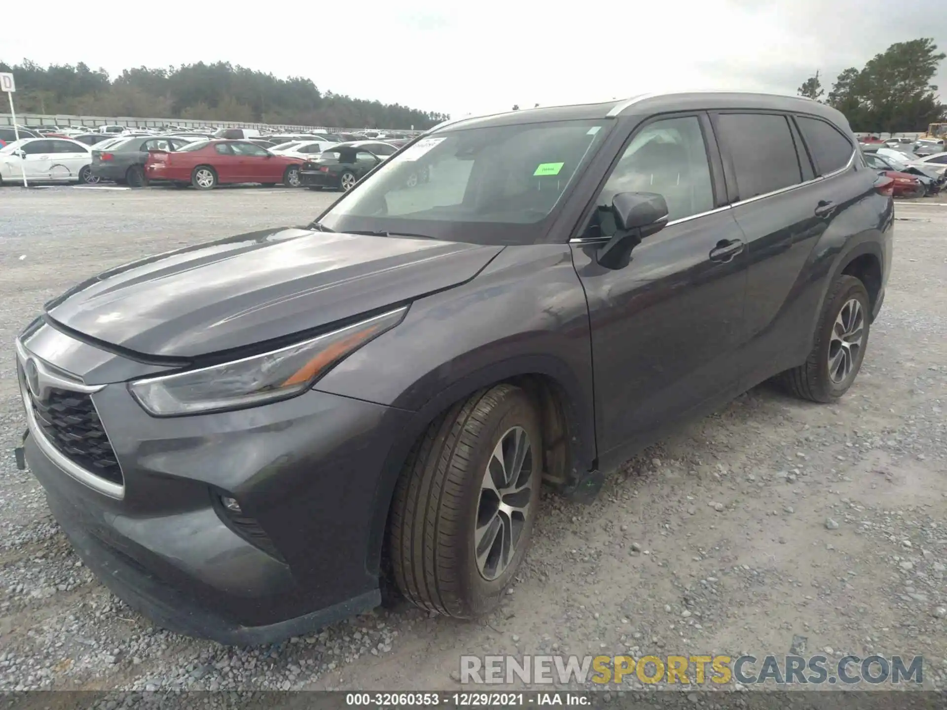 2 Photograph of a damaged car 5TDGZRAH4MS533145 TOYOTA HIGHLANDER 2021