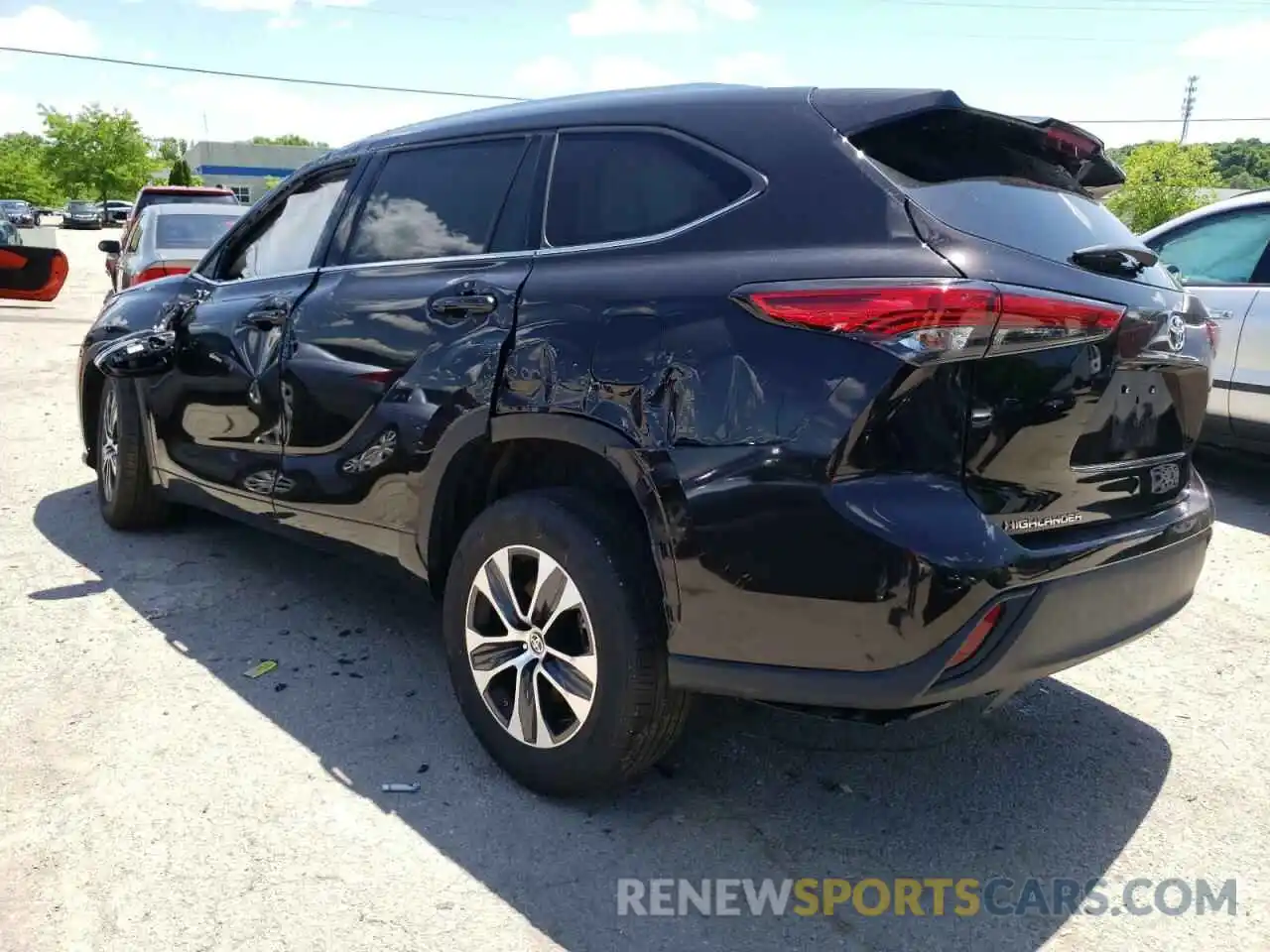 3 Photograph of a damaged car 5TDGZRAH5MS041837 TOYOTA HIGHLANDER 2021