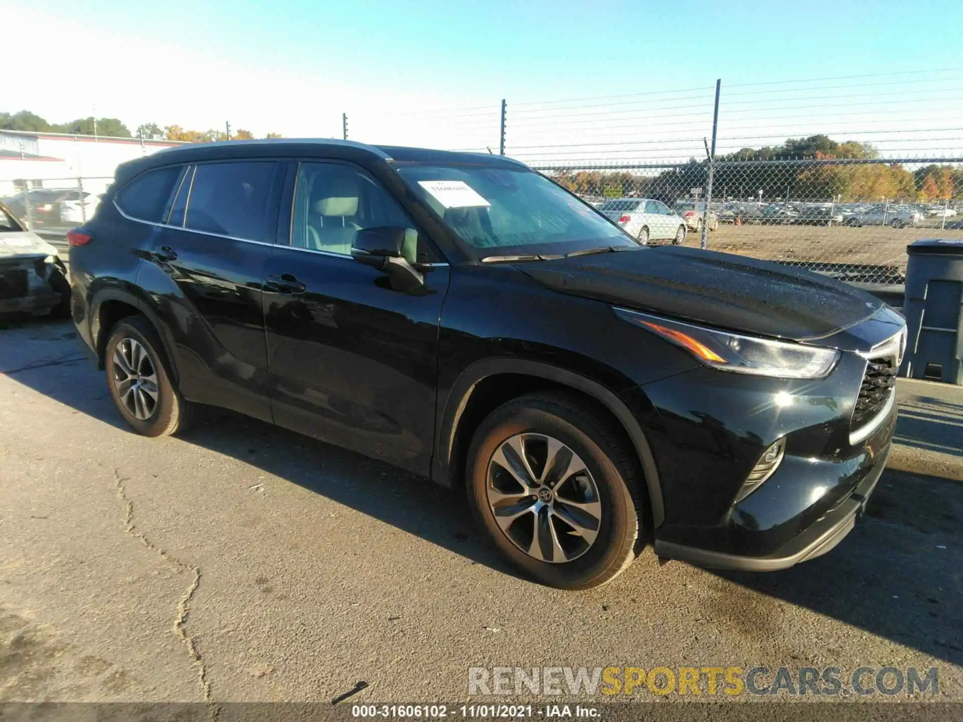 1 Photograph of a damaged car 5TDGZRAH5MS051641 TOYOTA HIGHLANDER 2021