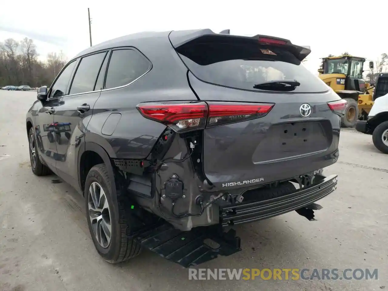 3 Photograph of a damaged car 5TDGZRAH6MS077004 TOYOTA HIGHLANDER 2021