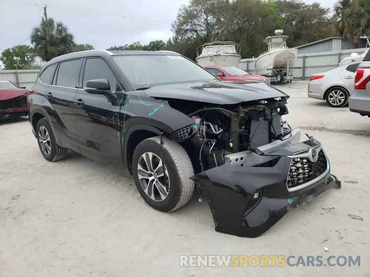 1 Photograph of a damaged car 5TDGZRAH6MS086074 TOYOTA HIGHLANDER 2021