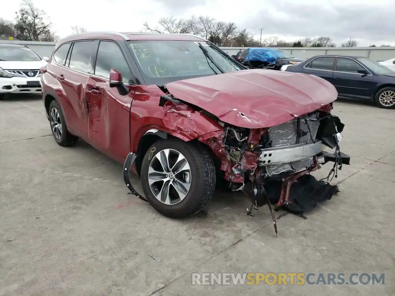 1 Photograph of a damaged car 5TDGZRAH6MS524317 TOYOTA HIGHLANDER 2021