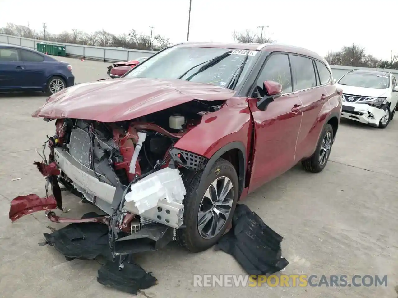 2 Photograph of a damaged car 5TDGZRAH6MS524317 TOYOTA HIGHLANDER 2021