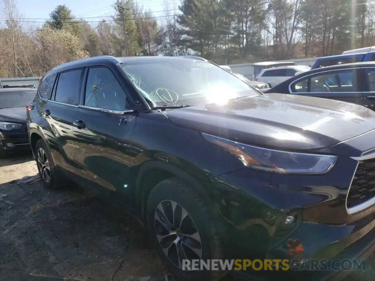 9 Photograph of a damaged car 5TDGZRAH7MS040558 TOYOTA HIGHLANDER 2021