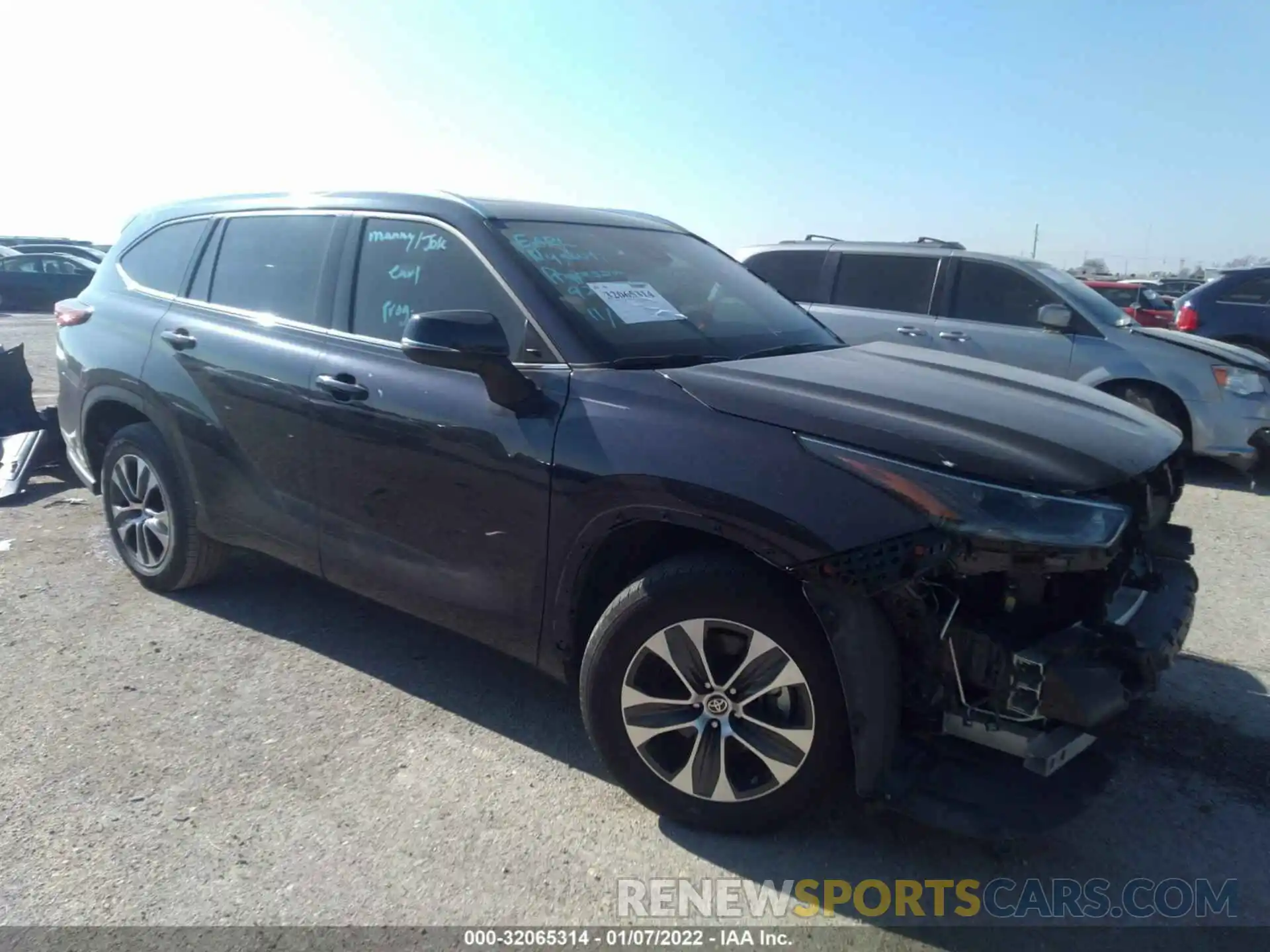 1 Photograph of a damaged car 5TDGZRAH7MS043721 TOYOTA HIGHLANDER 2021