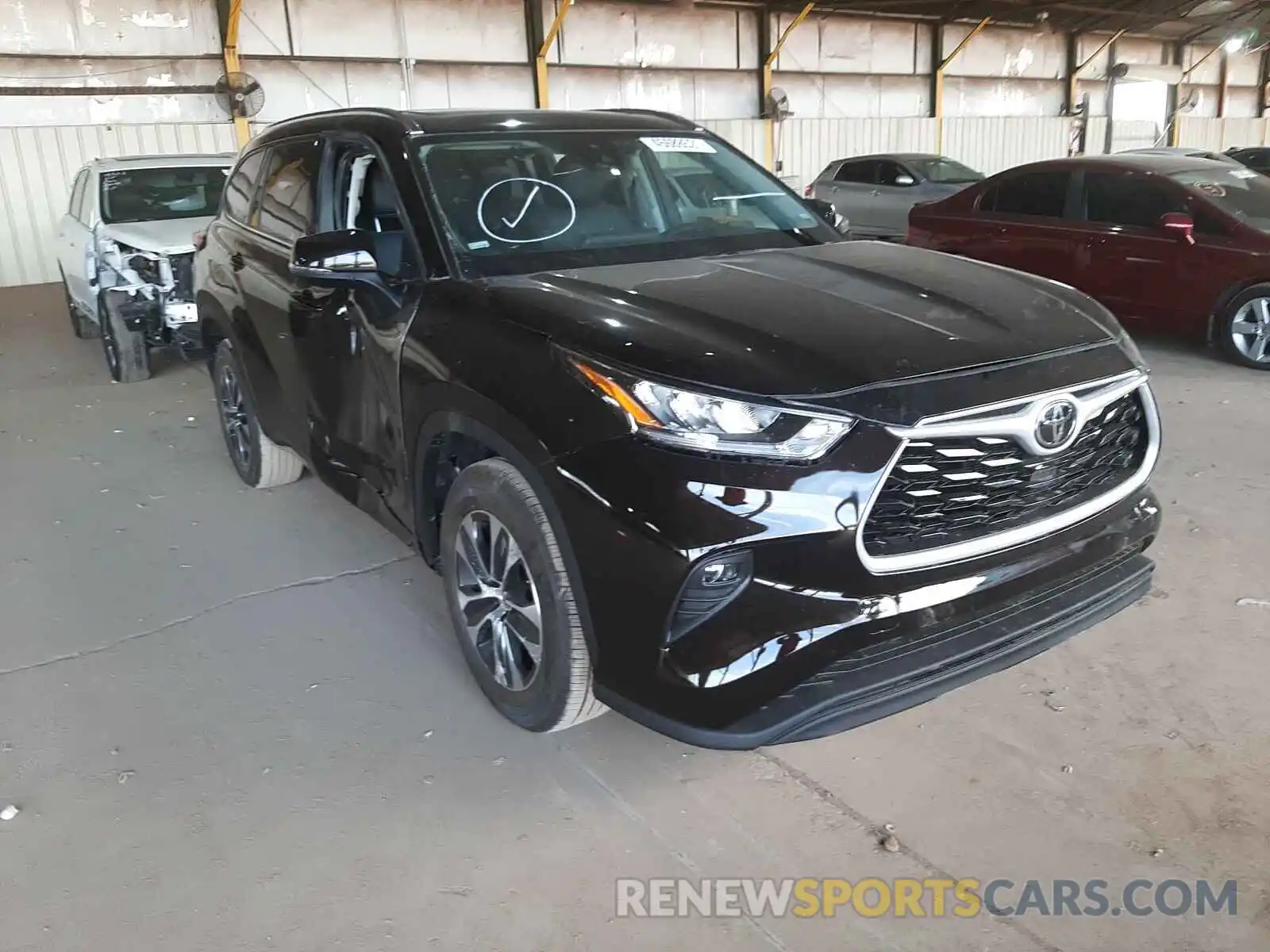 1 Photograph of a damaged car 5TDGZRAH7MS055822 TOYOTA HIGHLANDER 2021