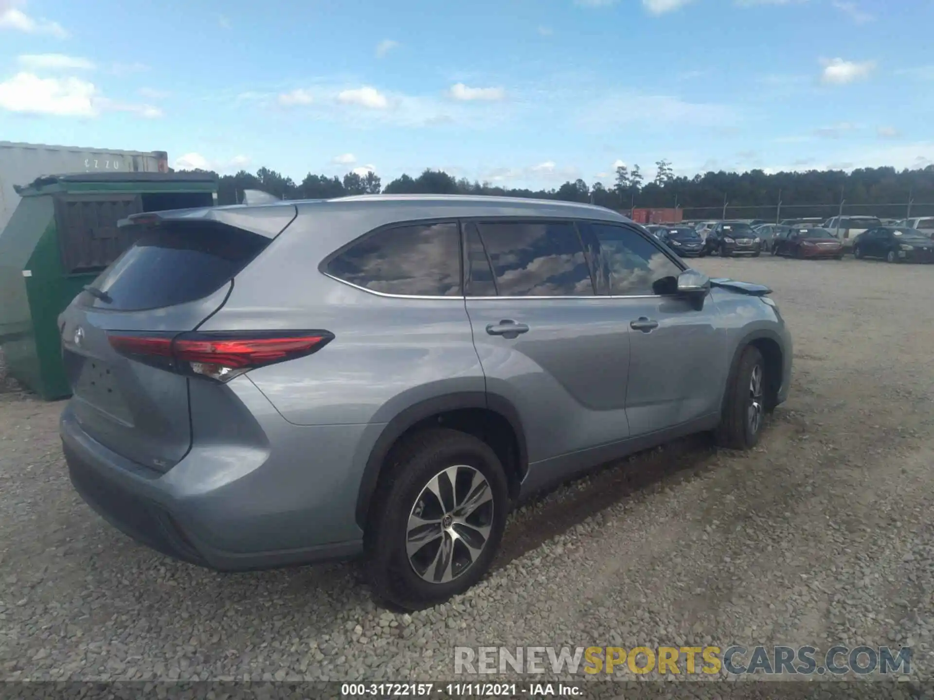 4 Photograph of a damaged car 5TDGZRAH7MS070899 TOYOTA HIGHLANDER 2021