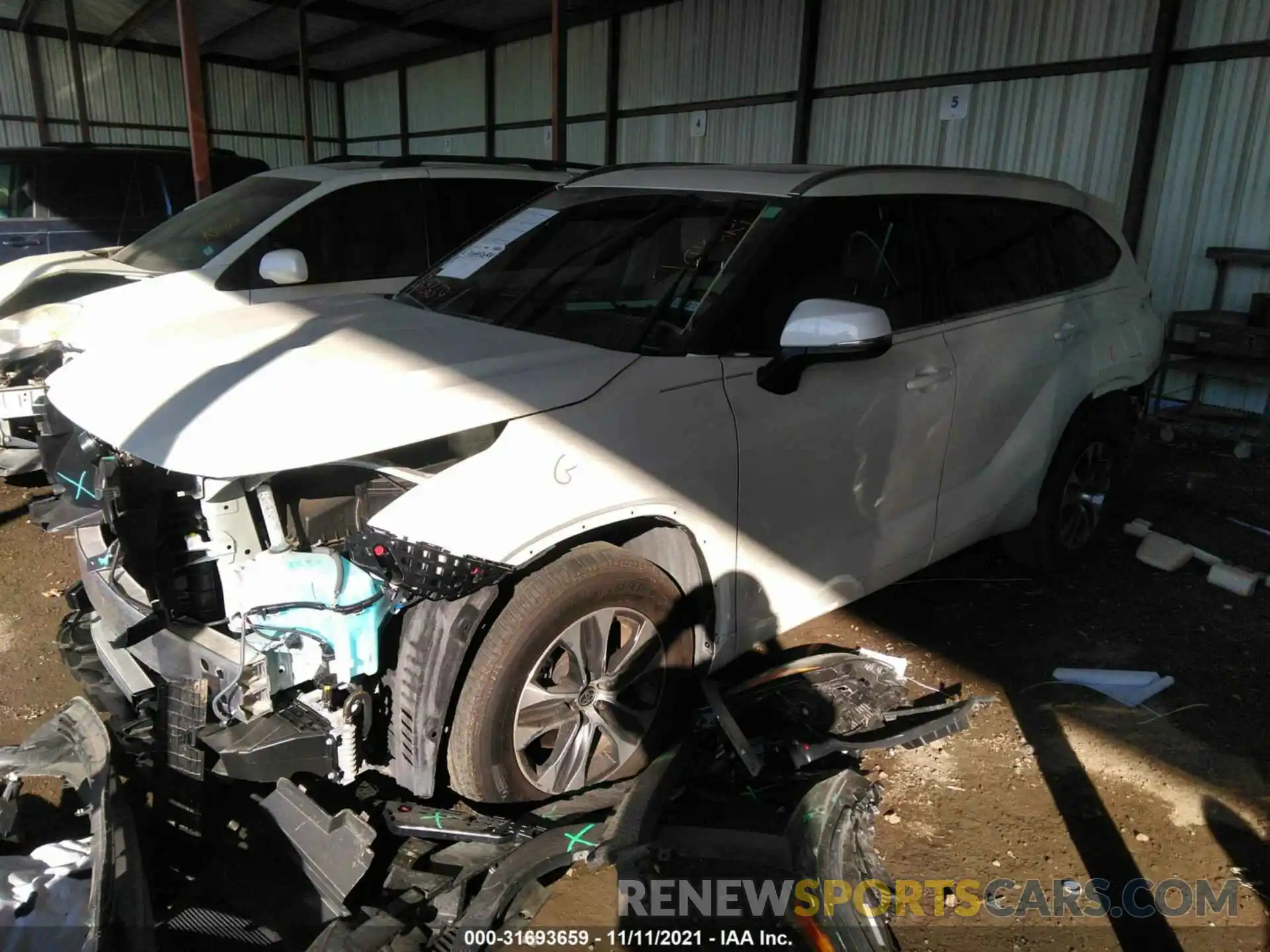 2 Photograph of a damaged car 5TDGZRAH7MS518574 TOYOTA HIGHLANDER 2021