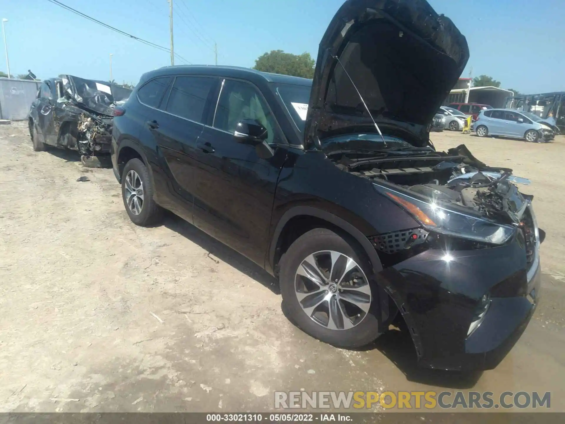 1 Photograph of a damaged car 5TDGZRAH8MS041220 TOYOTA HIGHLANDER 2021