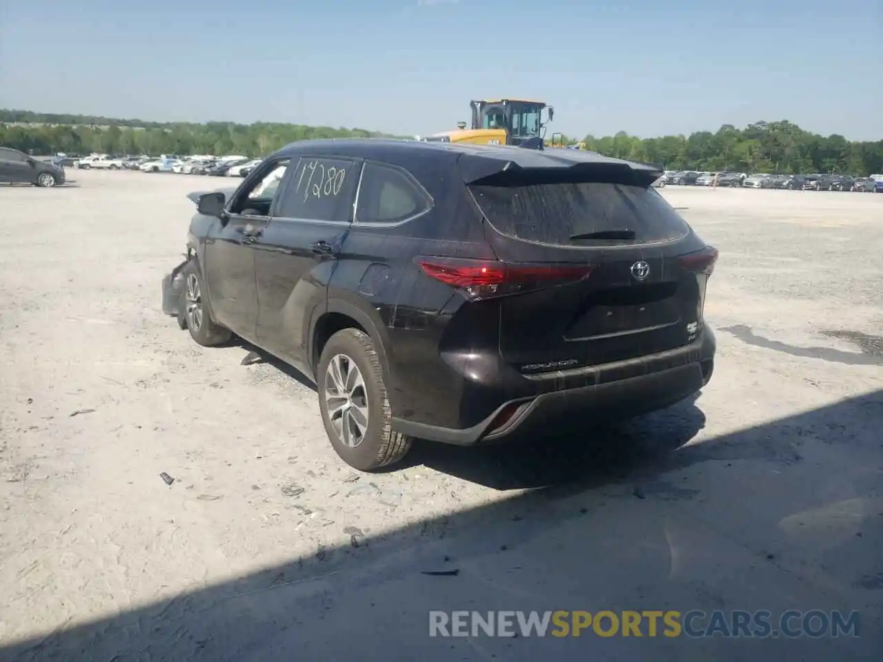 3 Photograph of a damaged car 5TDGZRAH8MS050290 TOYOTA HIGHLANDER 2021