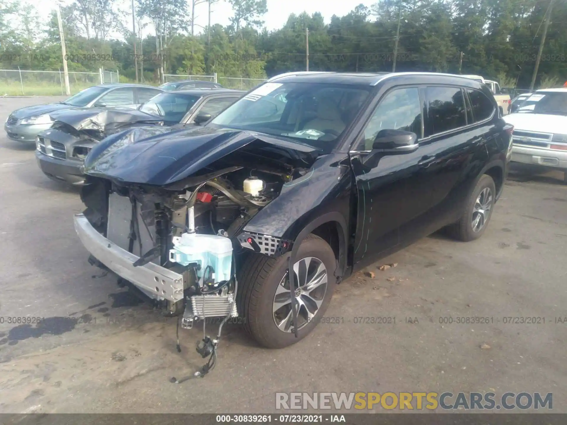 2 Photograph of a damaged car 5TDGZRAH8MS058048 TOYOTA HIGHLANDER 2021